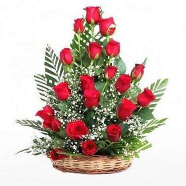 Basket Arrangement of Red Roses Fresh Flowers Basket of 31